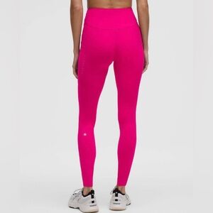 Lululemon Fast and Free High-Rise Thermal Tight 28" *Pockets
Passionate Size 6